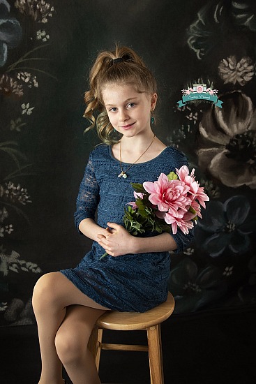 THEMED PORTRAIT SESSIONS